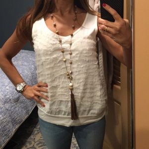 Sleeveless off white Loft top